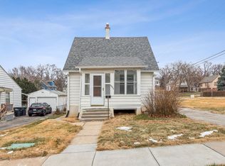 6602 Emmet St, Omaha, NE 68104