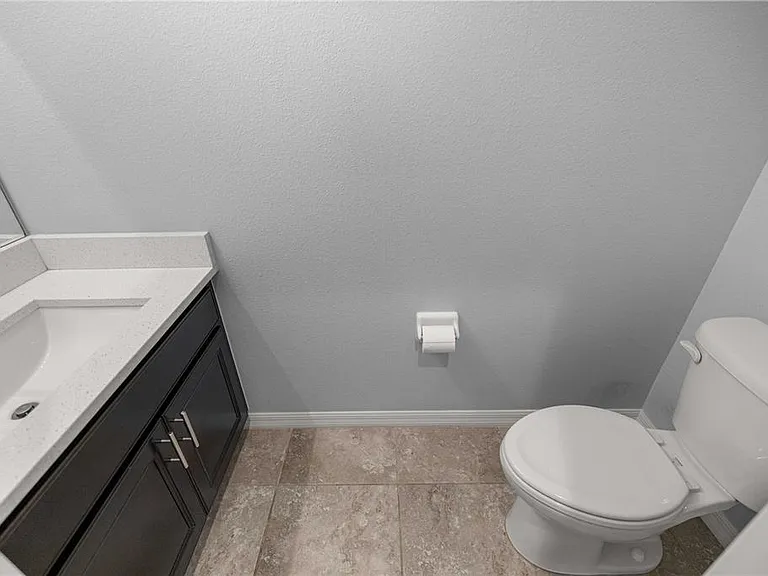 5649 SW 50th Ave — Photo 19