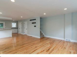 31 W Manoa Rd, Havertown, PA 19083