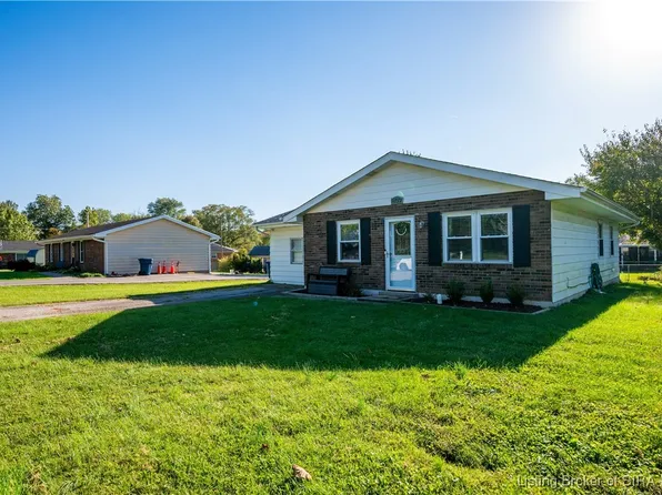 809 Georgian Avenue, Sellersburg, IN 47172