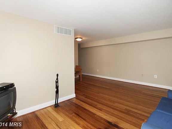 3rd image of 9457 Fairfax Blvd APT 103