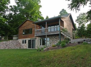 8224 Grundy Point Rd, Woodruff, WI 54568