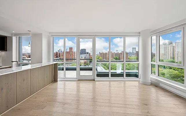 Rented by Manhattan Realty Group | media 20