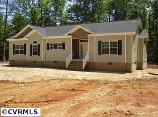 2862 Roundabout Rd, Louisa, VA 23093