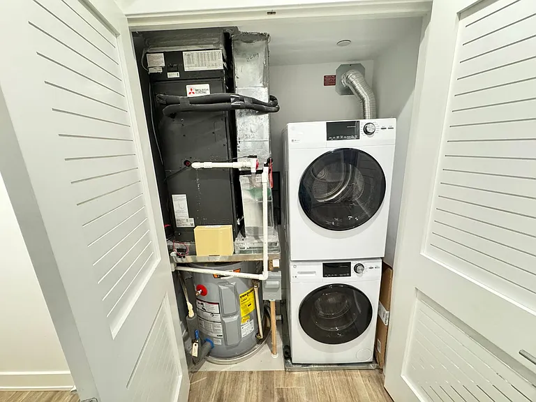 2217 40th Pl NW #1 — Photo 12