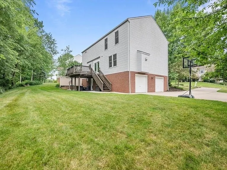 4008 Claridon Dr — Photo 38