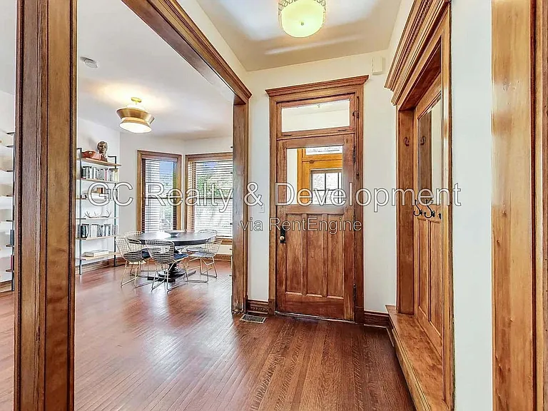 4936 S Saint Lawrence Ave — Photo 15