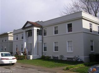 27 Paradise Ct, Fairport Harbor, OH 44077