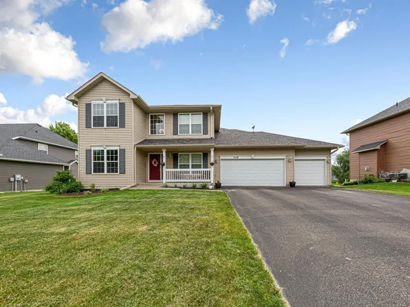 1419 Bluff St, Dundas, MN 55019