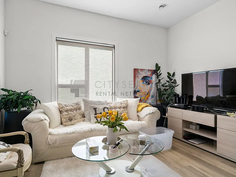 244 Sovereign Cres SW #1 — Photo 28