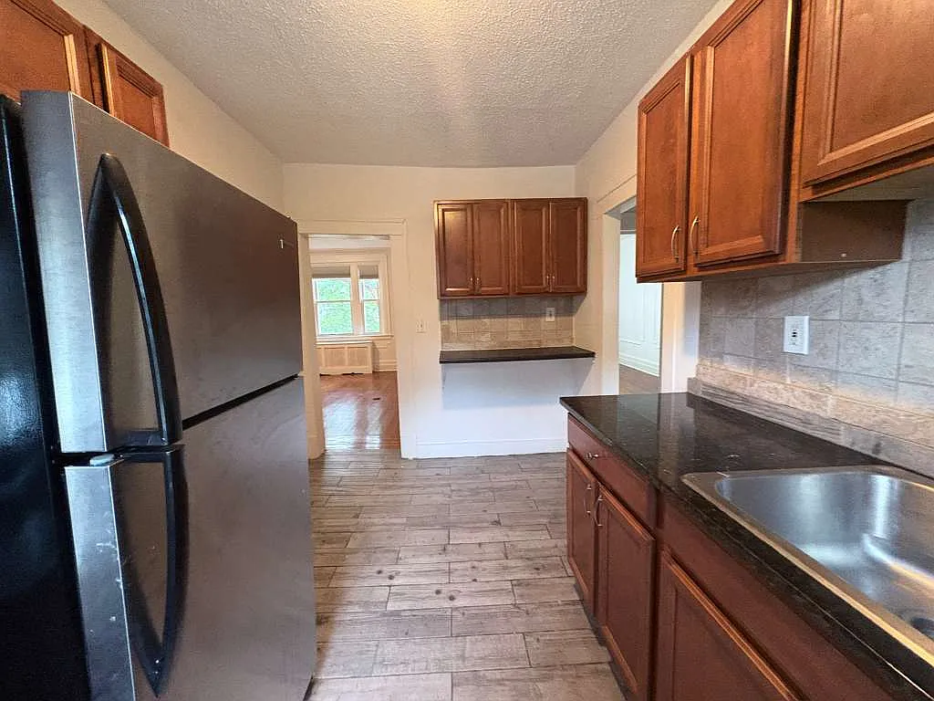 2 bed, $1,750 — Photo 3
