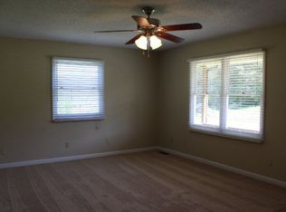 2649 Pine Valley Rd, Cookeville, TN 38506