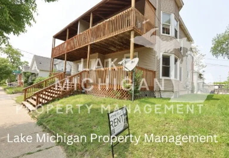 941 Baldwin St SE #2 — Photo 1