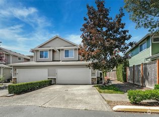 10700 SE 260th St UNIT D104, Kent, WA 98030