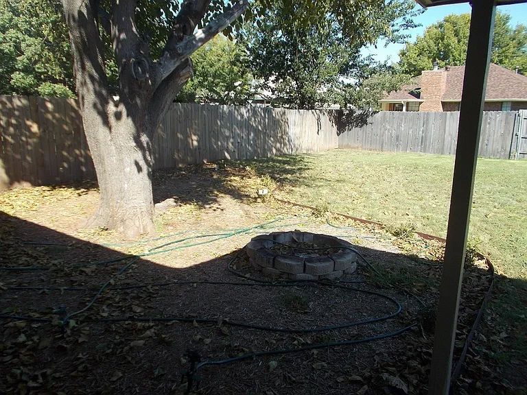 1334 Lawyers Ln — Photo 12