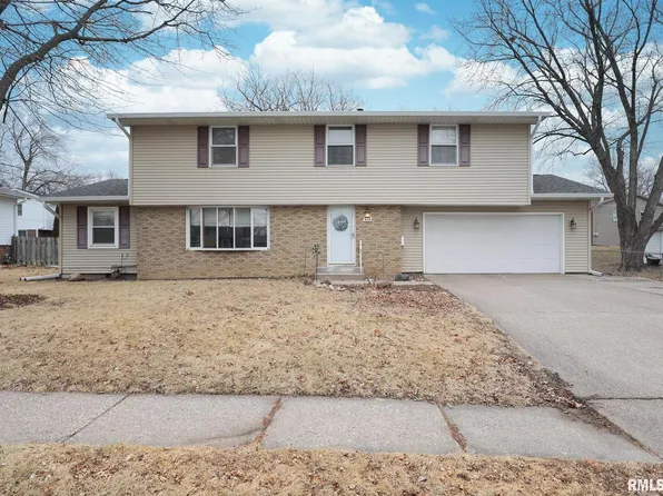 314 Westerfield Rd, Davenport, IA 52806