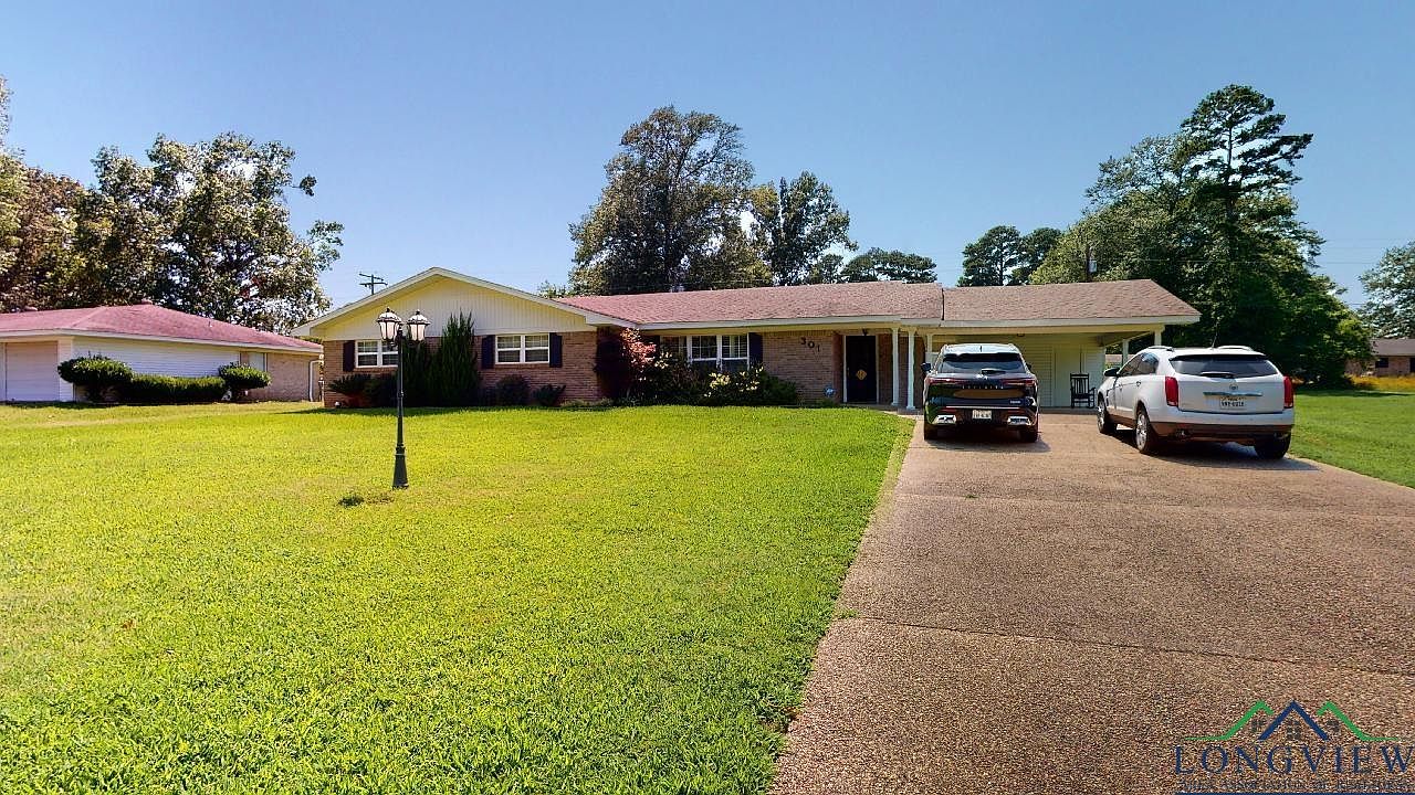 301 Parkway Ln, Gilmer, TX 75645 MLS 20233658 Zillow