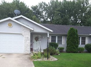 2021 Autumn Ridge Ln, Elkhart, IN 46514