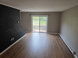 78 Athol St #78, Danielson, CT 06239