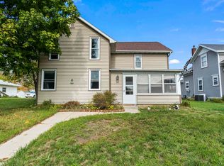 412 2nd Ave SW, Cascade, IA 52033