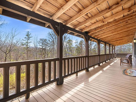 5th image of 3630 Mountain Top Ln