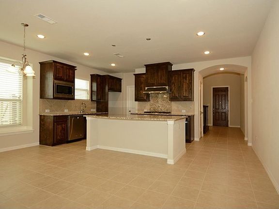 5th image of 2100 Indigo Dr