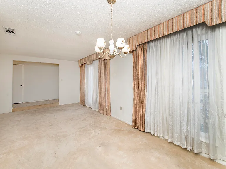 2417 Tattersall Dr — Photo 9