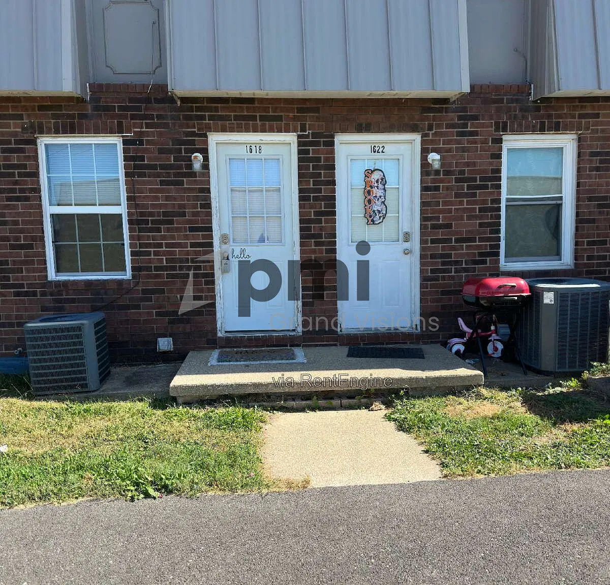 2 bed, 1.0 bath, $861 — Photo 2