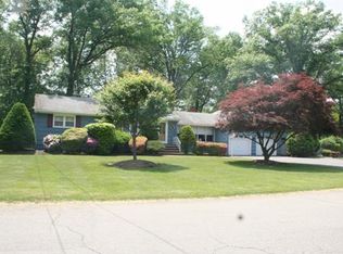 19 Utica Rd, Edison, NJ 08820