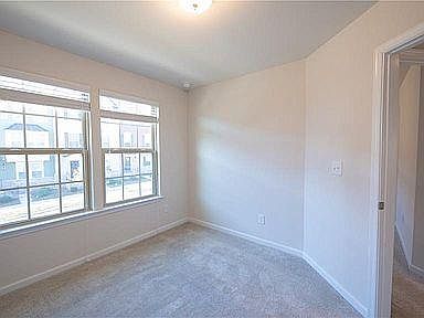 4th image of 4103 Audubon Park Dr