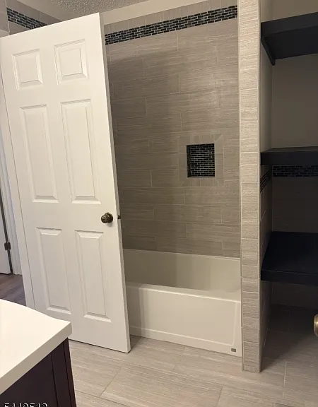 60 Heritage Ln — Photo 12