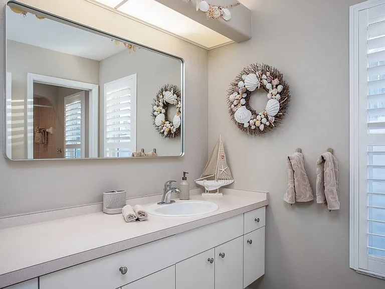 315 Charles Dr — Photo 23