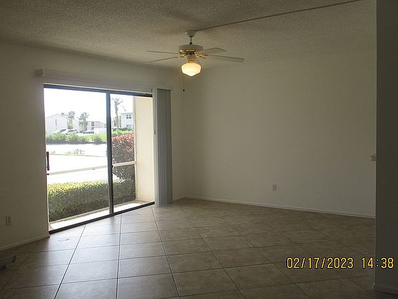 3rd image of 1875 Cobia Dr APT F101