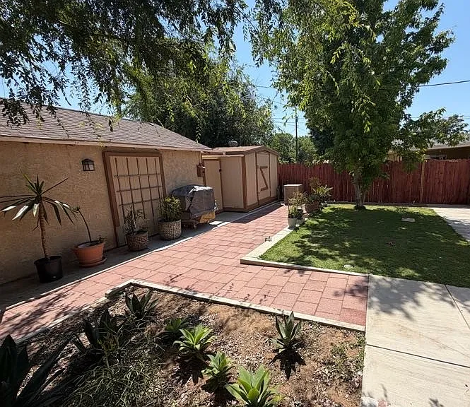 901 Castaic Ave — Photo 18