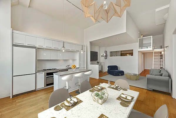 Sold by Modern Spaces | media 4