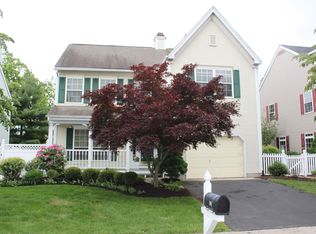 45 Champlain Way, Franklin Park, NJ 08823