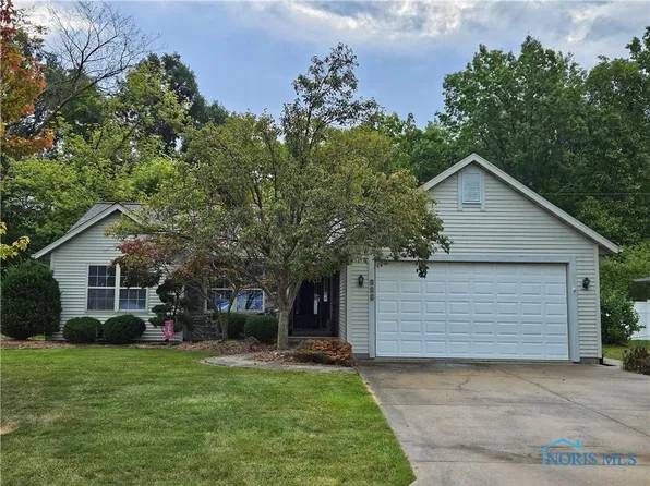 179 Meadowbrook Dr, Defiance, OH 43512