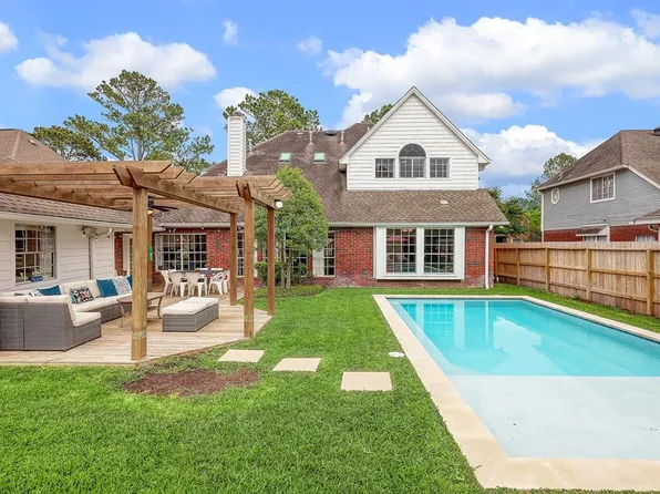 2222 Foreland Dr, Houston, TX 77077