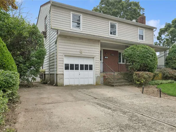 1798 Horatio Avenue, Merrick, NY 11566
