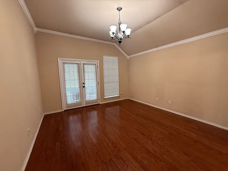1107 Lyra Ln — Photo 10
