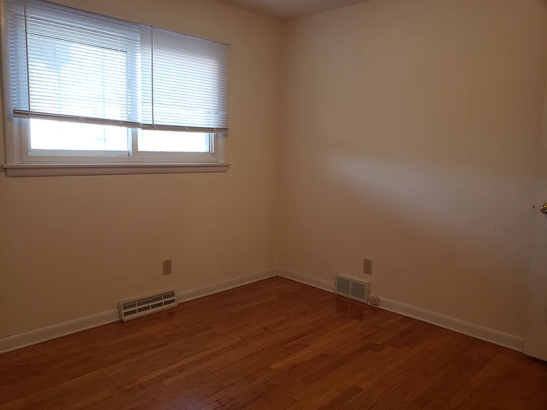 3810 Hoover Dr #1 — Photo 14