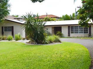 1927 Crayton Rd, Naples, FL 34102