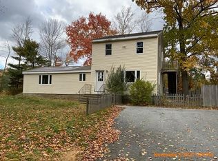 29 Meadowbank Rd, Billerica, MA 01821