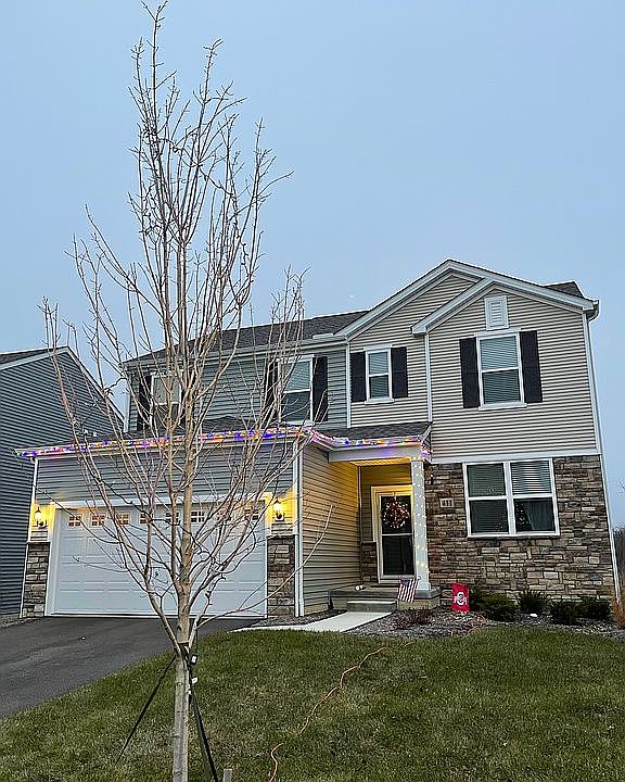 2nd image of 411 Fox Dr