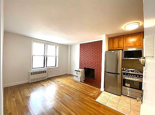 1st image of 432 E 11th St #4F