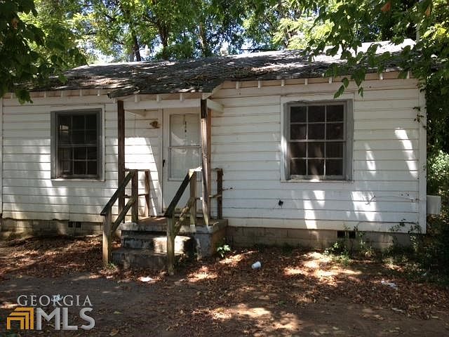 2nd image of 107 E 15th St SW