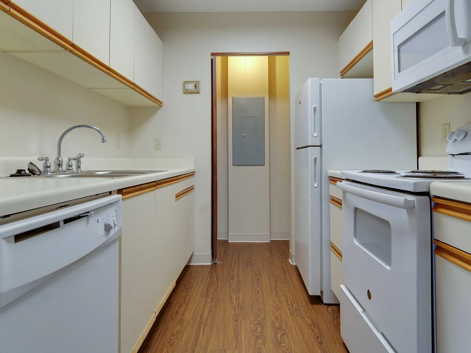 The Littletown Apartments — Photo 3