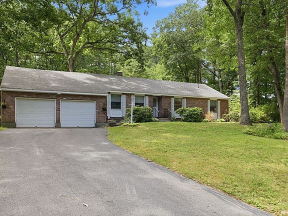 2nd image of 81 Warren Rd