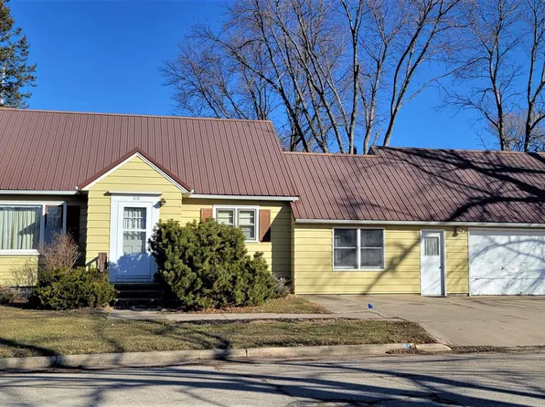 518 Smith St, Lakota, IA 50451