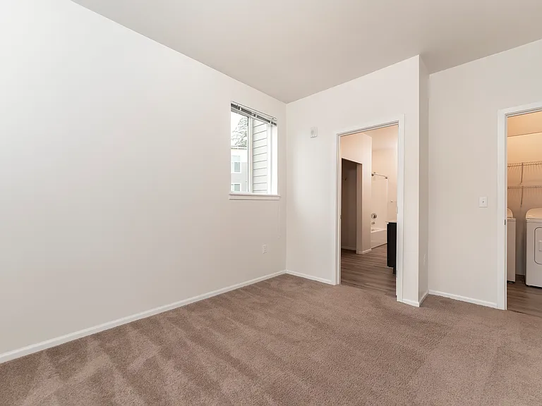 2x2 Bedroom + Ensuite